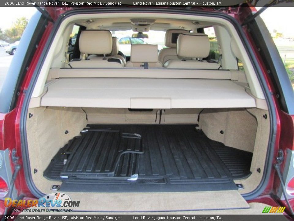 2006 Land Rover Range Rover HSE Trunk Photo #26
