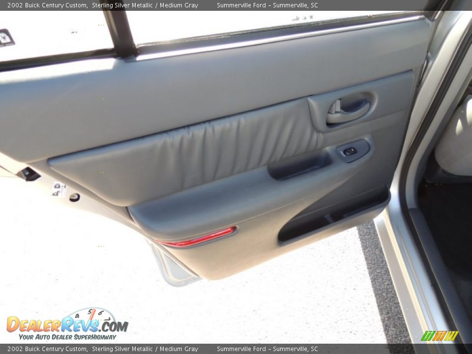 2002 Buick Century Custom Sterling Silver Metallic / Medium Gray Photo #7