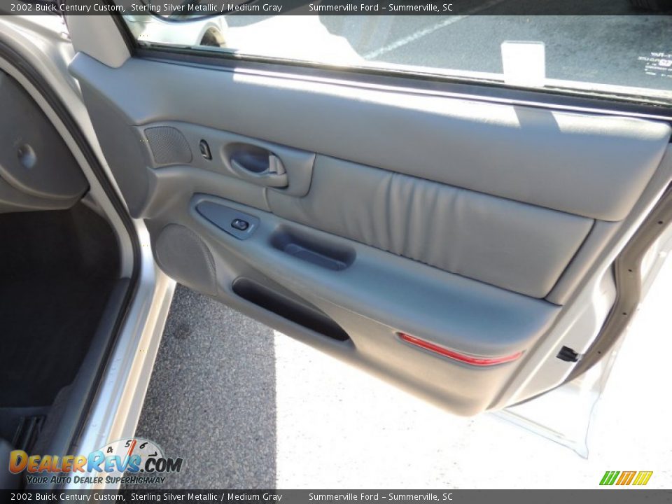 2002 Buick Century Custom Sterling Silver Metallic / Medium Gray Photo #9