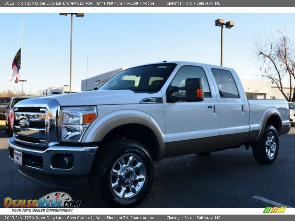 2013 Ford F250 Super Duty Lariat Crew Cab 4x4 White Platinum Tri-Coat / Adobe Photo #6