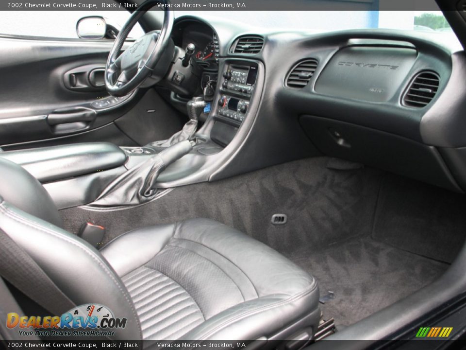 2002 Chevrolet Corvette Coupe Black / Black Photo #17