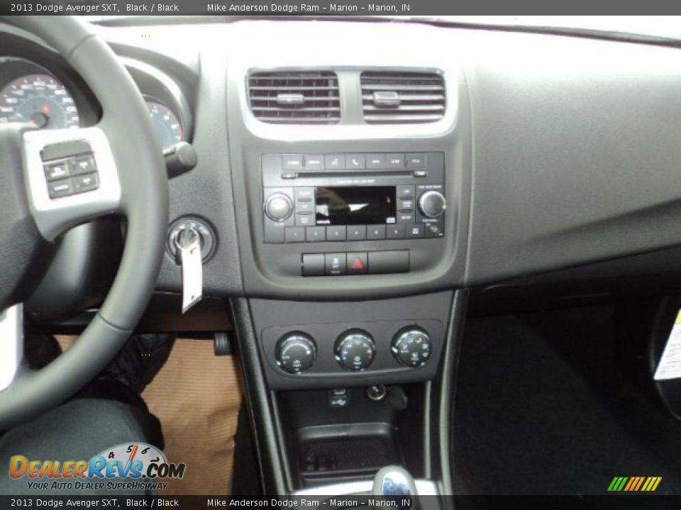2013 Dodge Avenger SXT Black / Black Photo #11