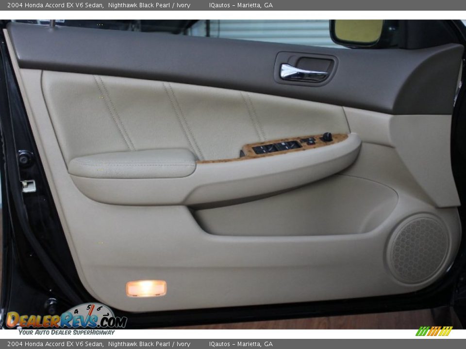 2004 Honda Accord EX V6 Sedan Nighthawk Black Pearl / Ivory Photo #21