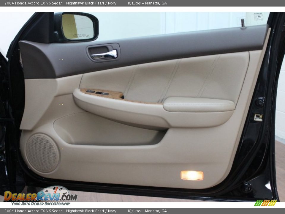 2004 Honda Accord EX V6 Sedan Nighthawk Black Pearl / Ivory Photo #22