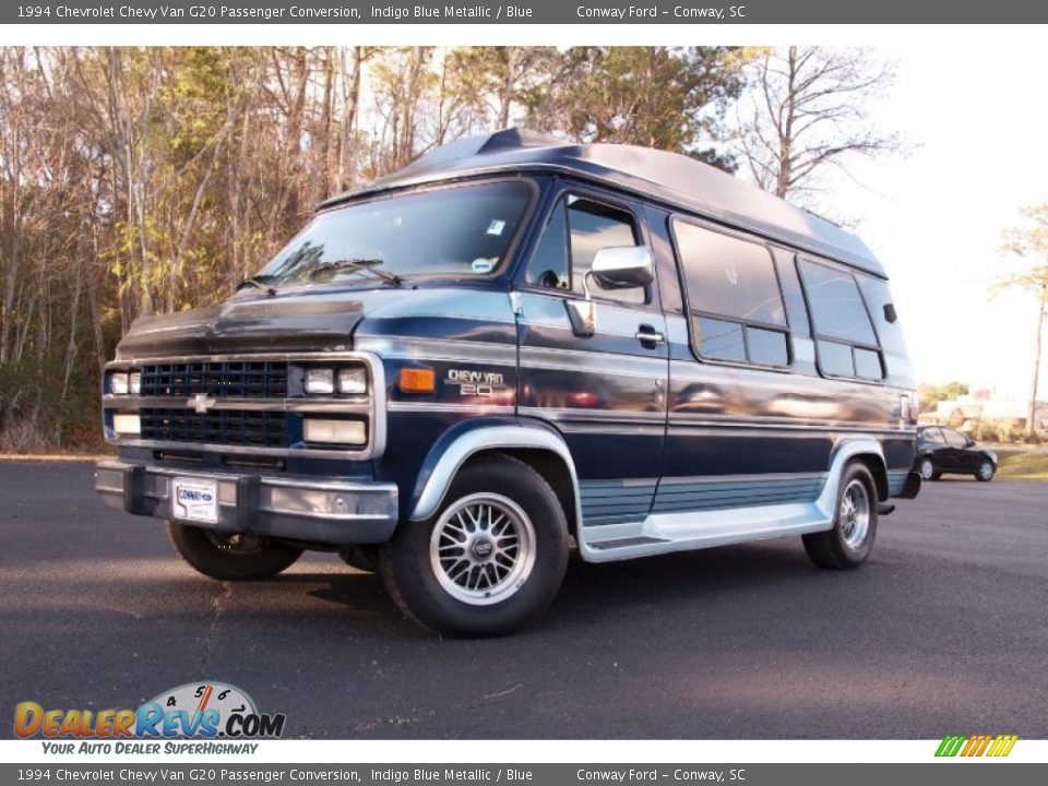 Front 3/4 View of 1994 Chevrolet Chevy Van G20 Passenger Conversion Photo #1