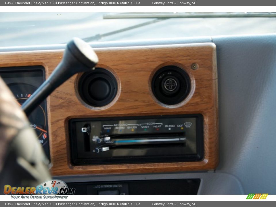 Controls of 1994 Chevrolet Chevy Van G20 Passenger Conversion Photo #18