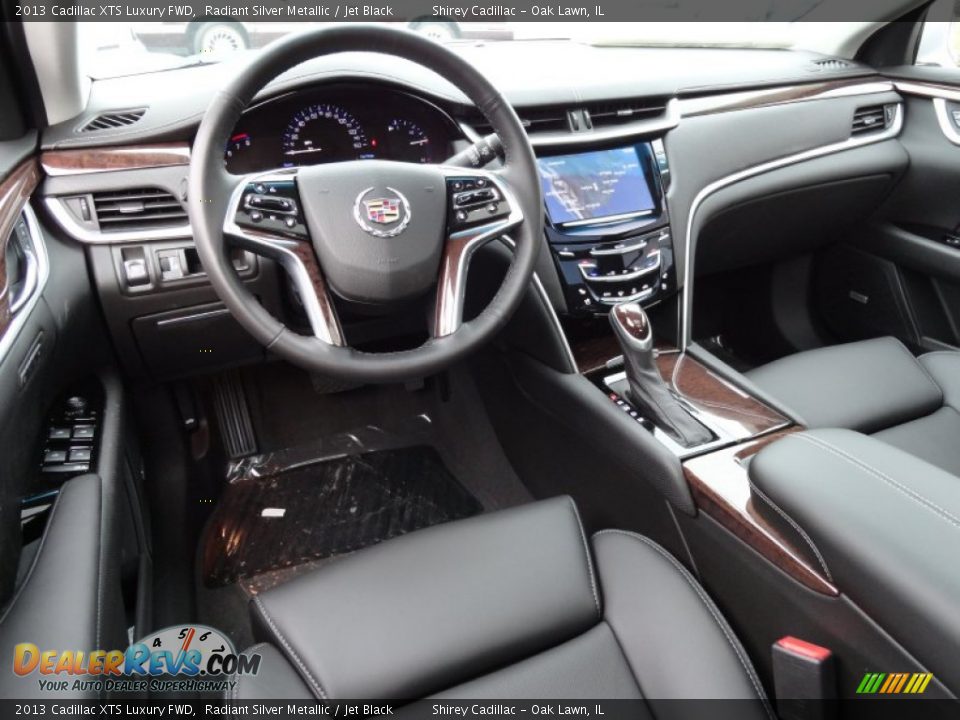 Dashboard of 2013 Cadillac XTS Luxury FWD Photo #9