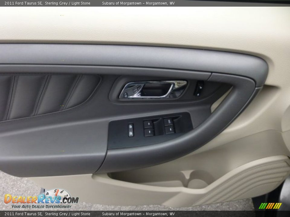 2011 Ford Taurus SE Sterling Grey / Light Stone Photo #17