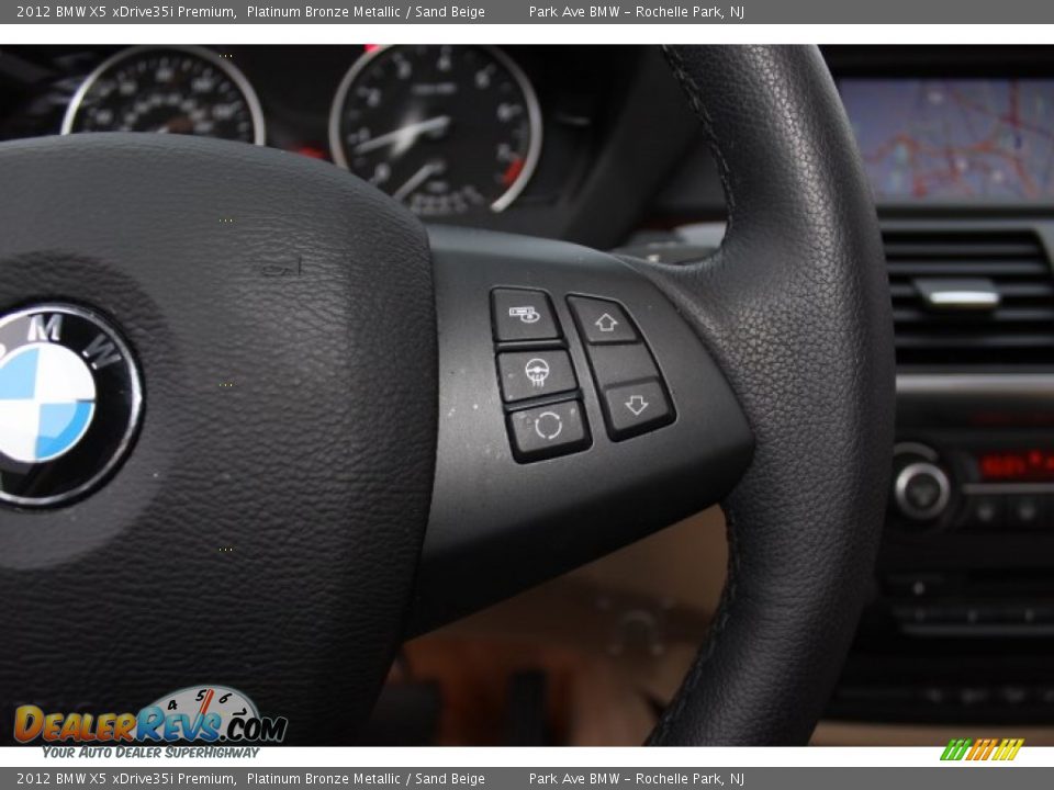 2012 BMW X5 xDrive35i Premium Platinum Bronze Metallic / Sand Beige Photo #18