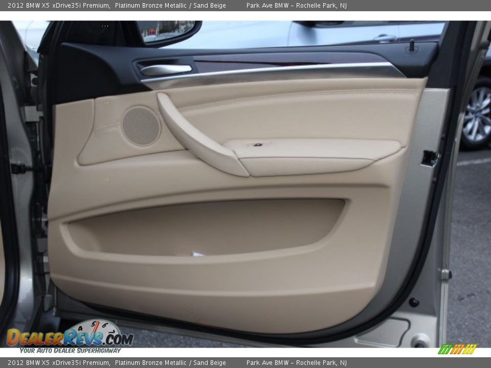 2012 BMW X5 xDrive35i Premium Platinum Bronze Metallic / Sand Beige Photo #26