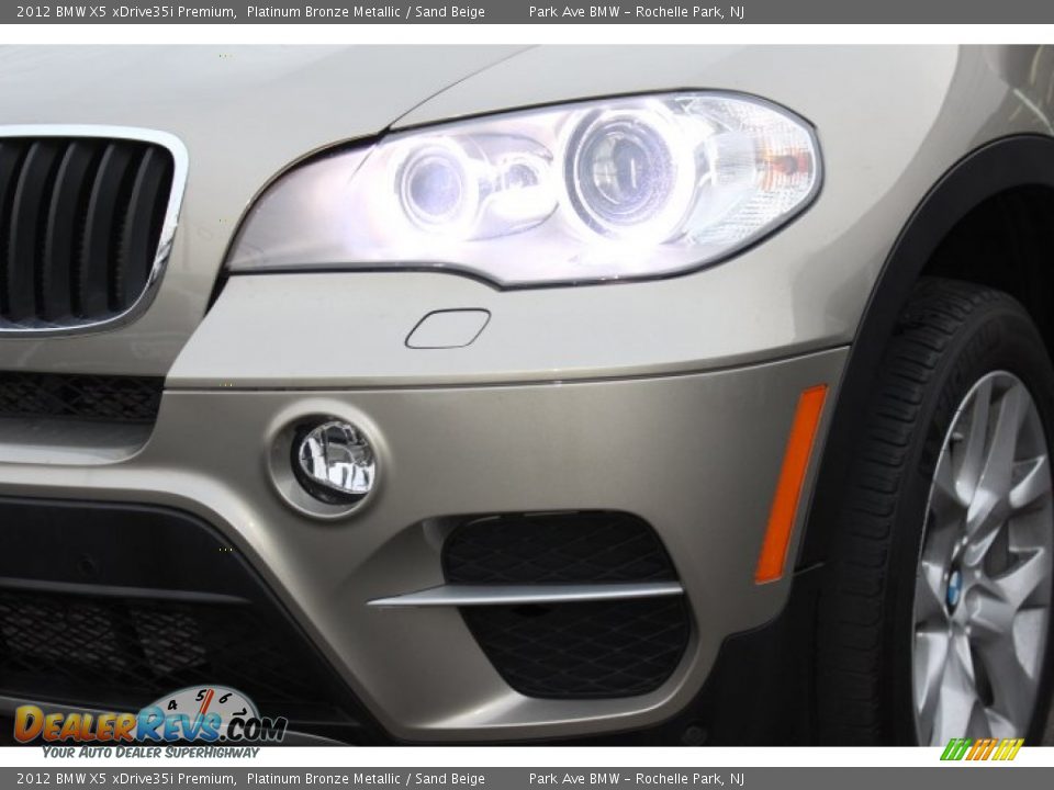 2012 BMW X5 xDrive35i Premium Platinum Bronze Metallic / Sand Beige Photo #31