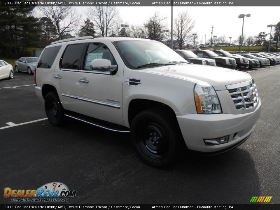 2013 Cadillac Escalade Luxury AWD White Diamond Tricoat / Cashmere/Cocoa Photo #3