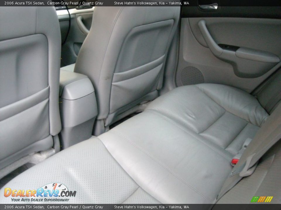 Rear Seat of 2006 Acura TSX Sedan Photo #29