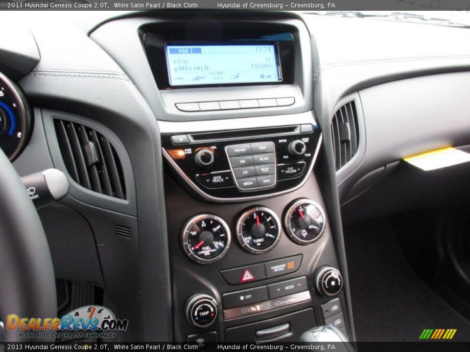 Controls of 2013 Hyundai Genesis Coupe 2.0T Photo #8