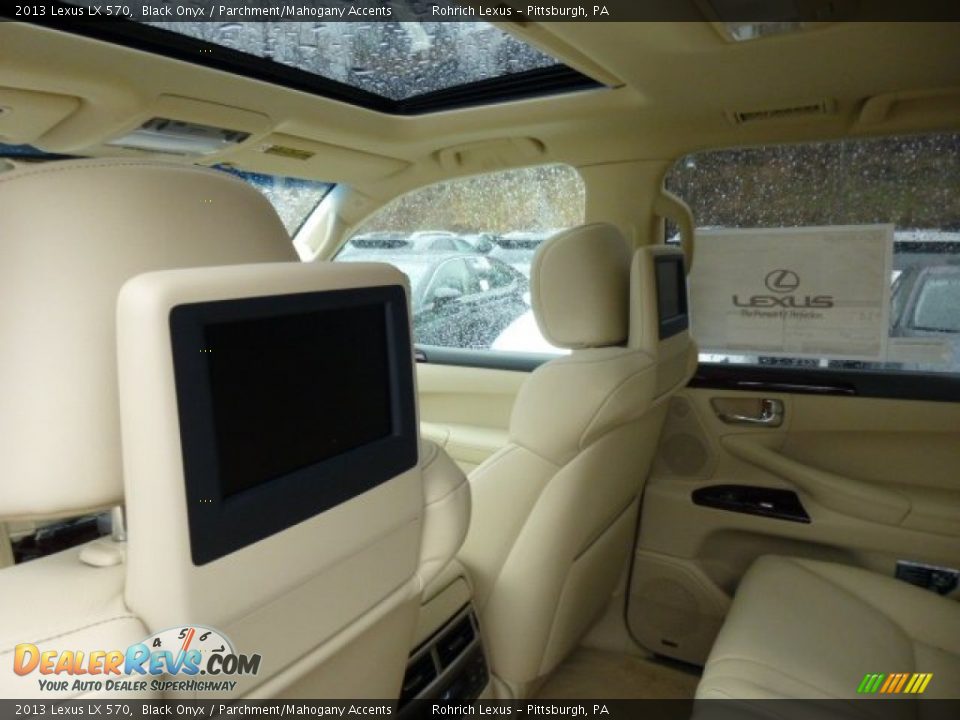 2013 Lexus LX 570 Black Onyx / Parchment/Mahogany Accents Photo #12