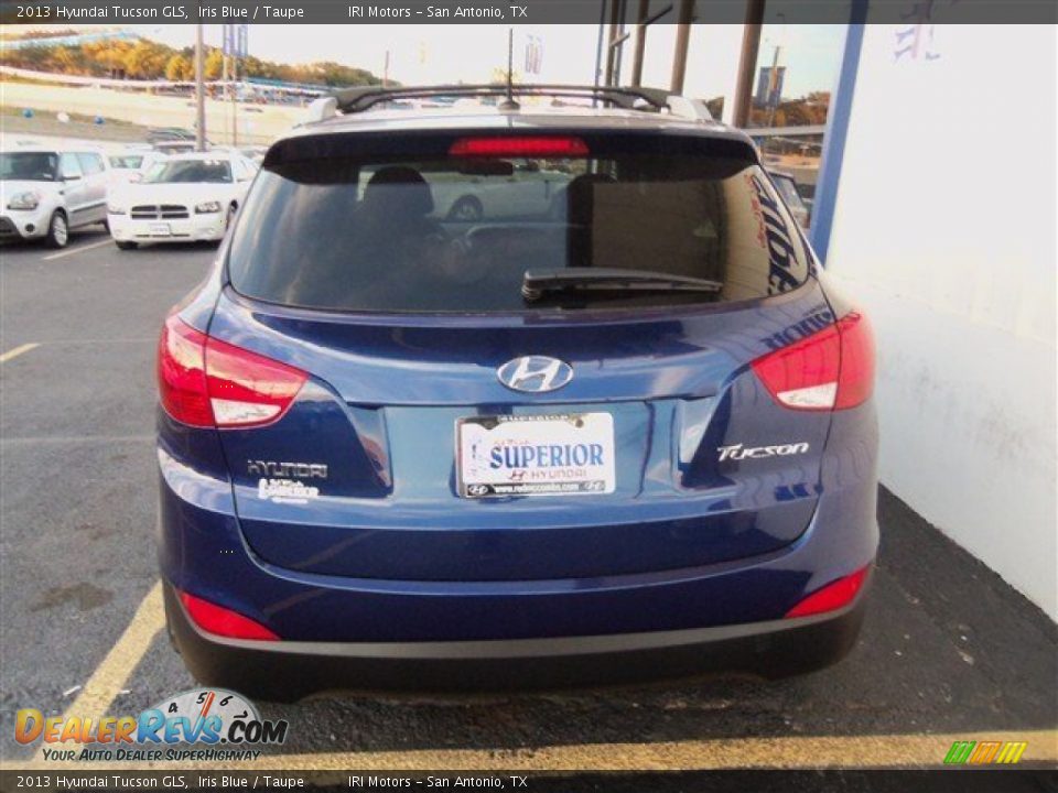 2013 Hyundai Tucson GLS Iris Blue / Taupe Photo #7