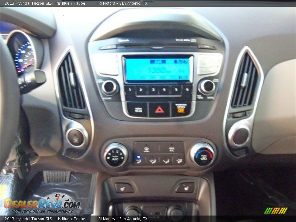 2013 Hyundai Tucson GLS Iris Blue / Taupe Photo #15