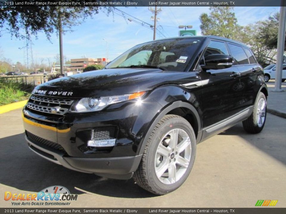 Front 3/4 View of 2013 Land Rover Range Rover Evoque Pure Photo #6