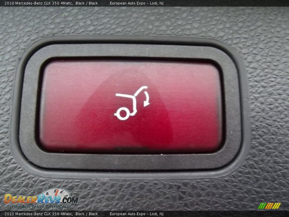 2010 Mercedes-Benz GLK 350 4Matic Black / Black Photo #7