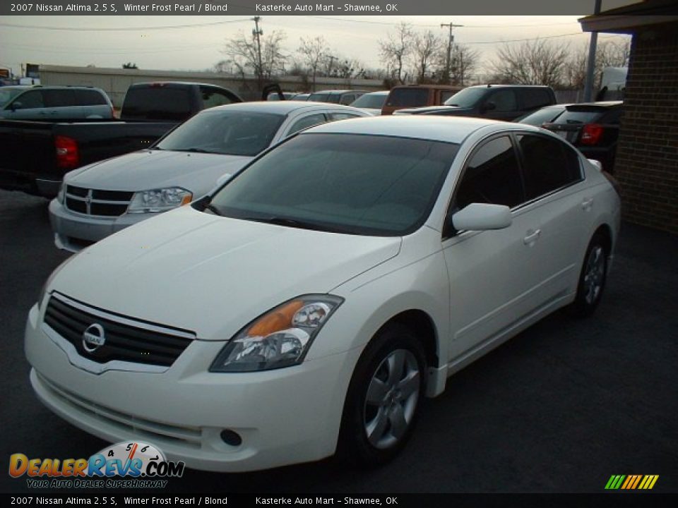 2007 Nissan Altima 2.5 S Winter Frost Pearl / Blond Photo #1