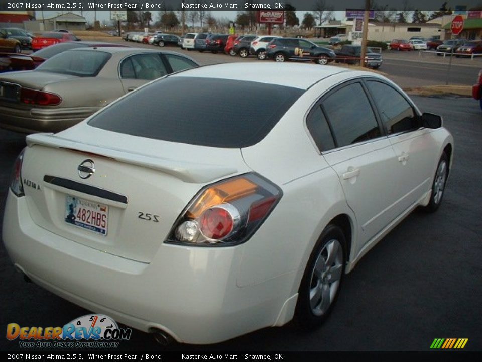 2007 Nissan Altima 2.5 S Winter Frost Pearl / Blond Photo #4
