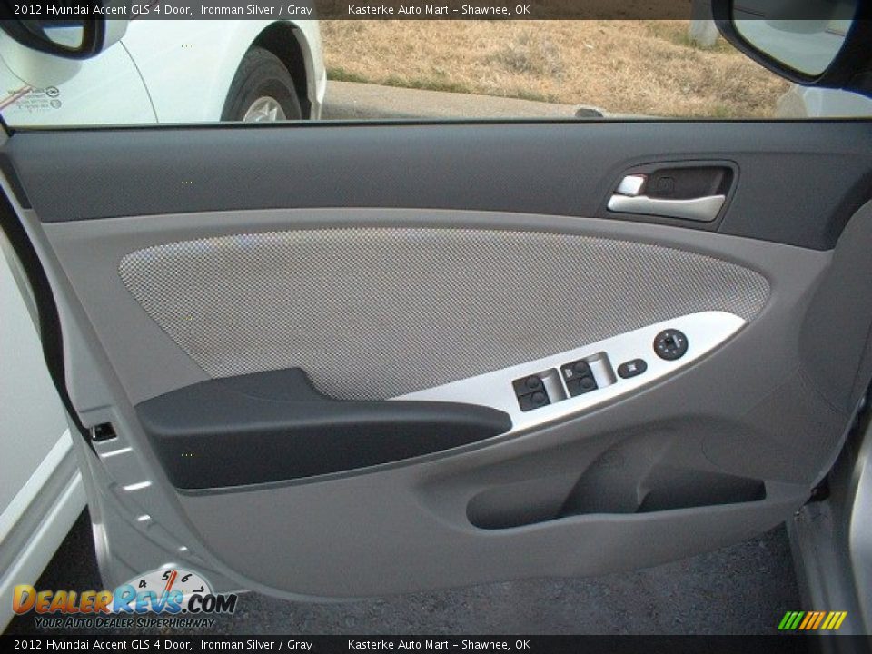 2012 Hyundai Accent GLS 4 Door Ironman Silver / Gray Photo #9