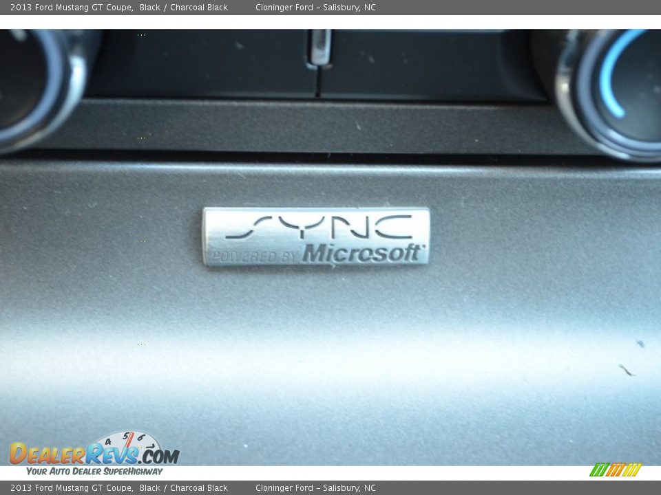 2013 Ford Mustang GT Coupe Black / Charcoal Black Photo #28