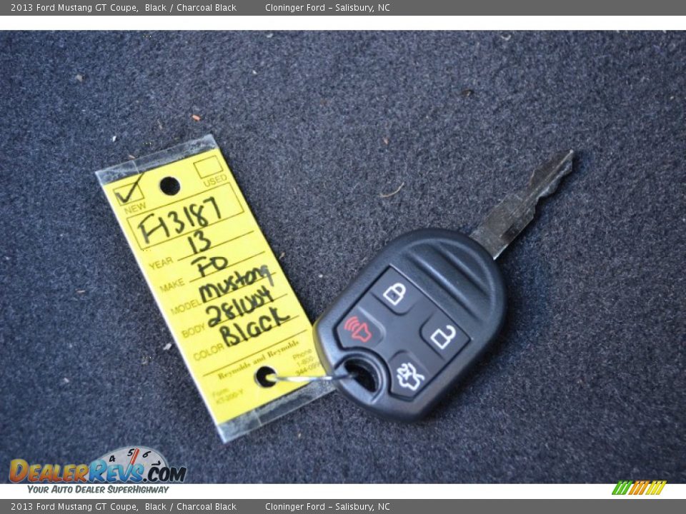 2013 Ford Mustang GT Coupe Black / Charcoal Black Photo #31