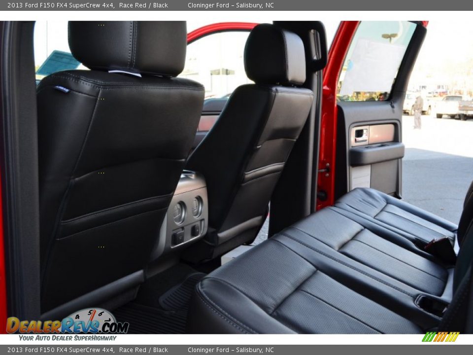 2013 Ford F150 FX4 SuperCrew 4x4 Race Red / Black Photo #12