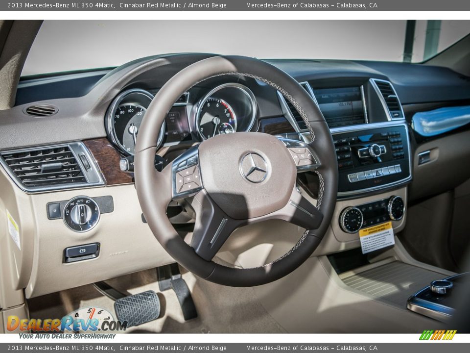 2013 Mercedes-Benz ML 350 4Matic Steering Wheel Photo #5