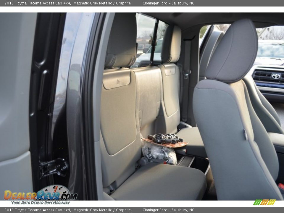 2013 Toyota Tacoma Access Cab 4x4 Magnetic Gray Metallic / Graphite Photo #13