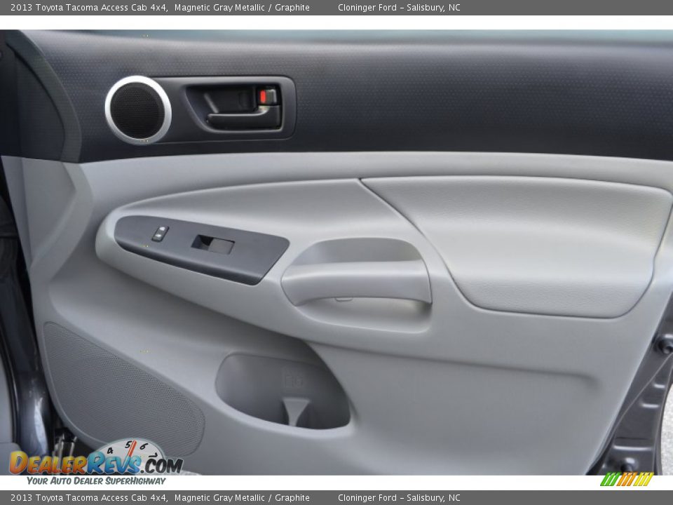 2013 Toyota Tacoma Access Cab 4x4 Magnetic Gray Metallic / Graphite Photo #16