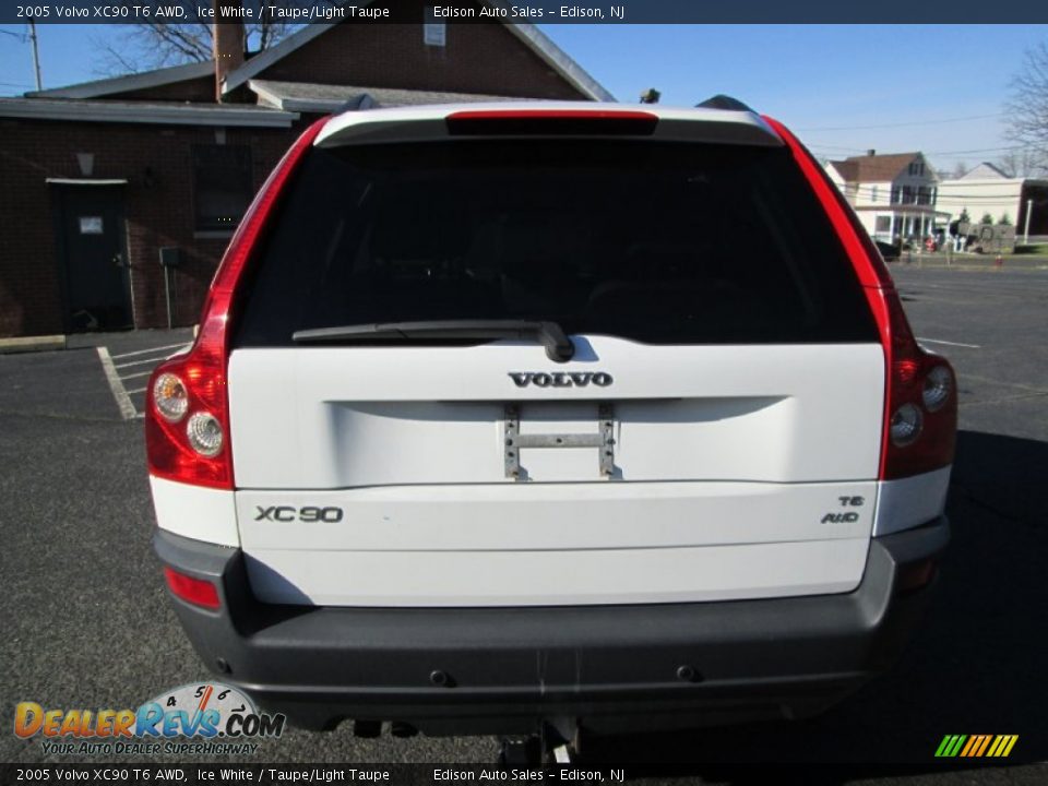 2005 Volvo XC90 T6 AWD Ice White / Taupe/Light Taupe Photo #6