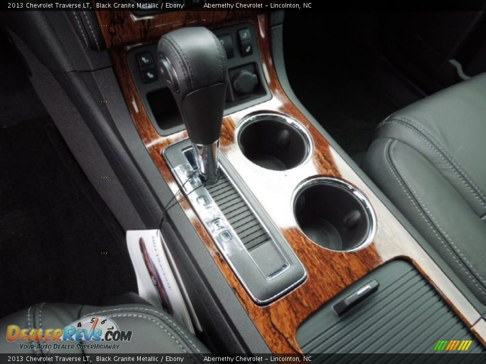 2013 Chevrolet Traverse LT Shifter Photo #12