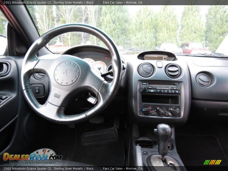 Dashboard of 2001 Mitsubishi Eclipse Spyder GS Photo #8