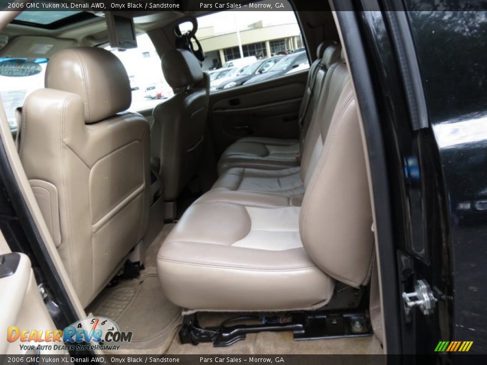 2006 GMC Yukon XL Denali AWD Onyx Black / Sandstone Photo #9