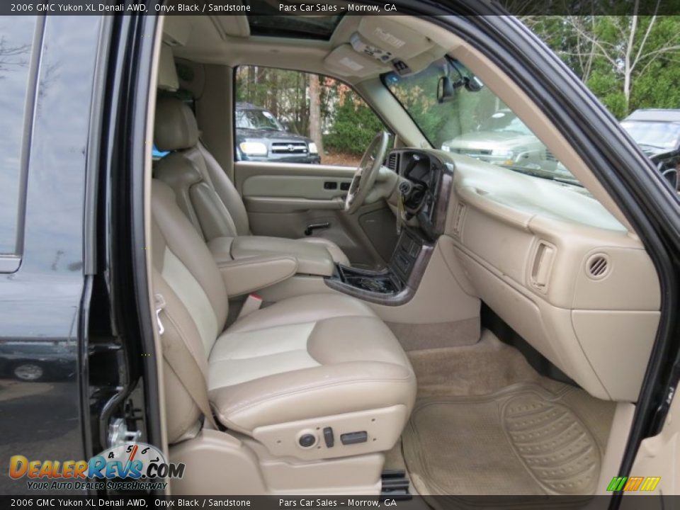 2006 GMC Yukon XL Denali AWD Onyx Black / Sandstone Photo #13