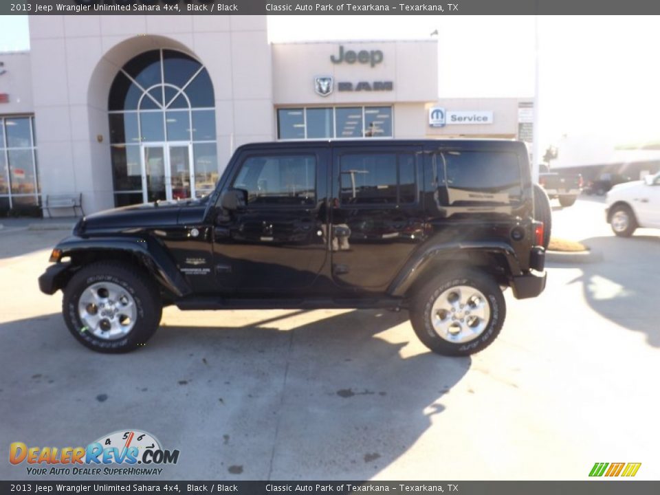 2013 Jeep Wrangler Unlimited Sahara 4x4 Black / Black Photo #2