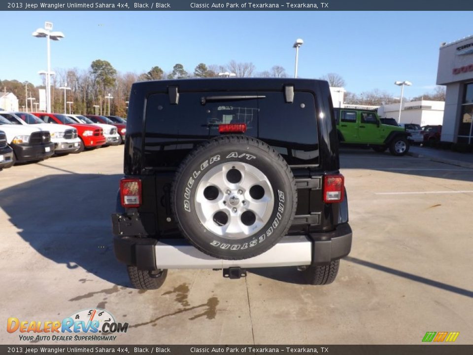 2013 Jeep Wrangler Unlimited Sahara 4x4 Black / Black Photo #4