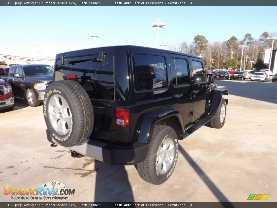 2013 Jeep Wrangler Unlimited Sahara 4x4 Black / Black Photo #5