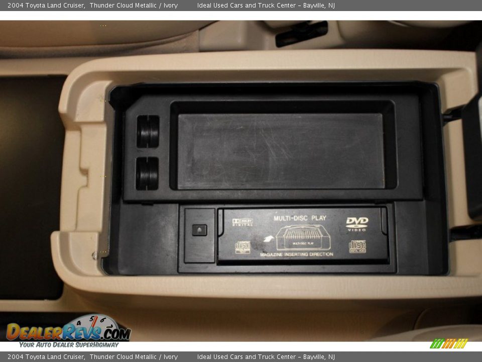 2004 Toyota Land Cruiser Thunder Cloud Metallic / Ivory Photo #10