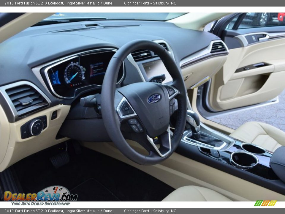 2013 Ford Fusion SE 2.0 EcoBoost Ingot Silver Metallic / Dune Photo #11