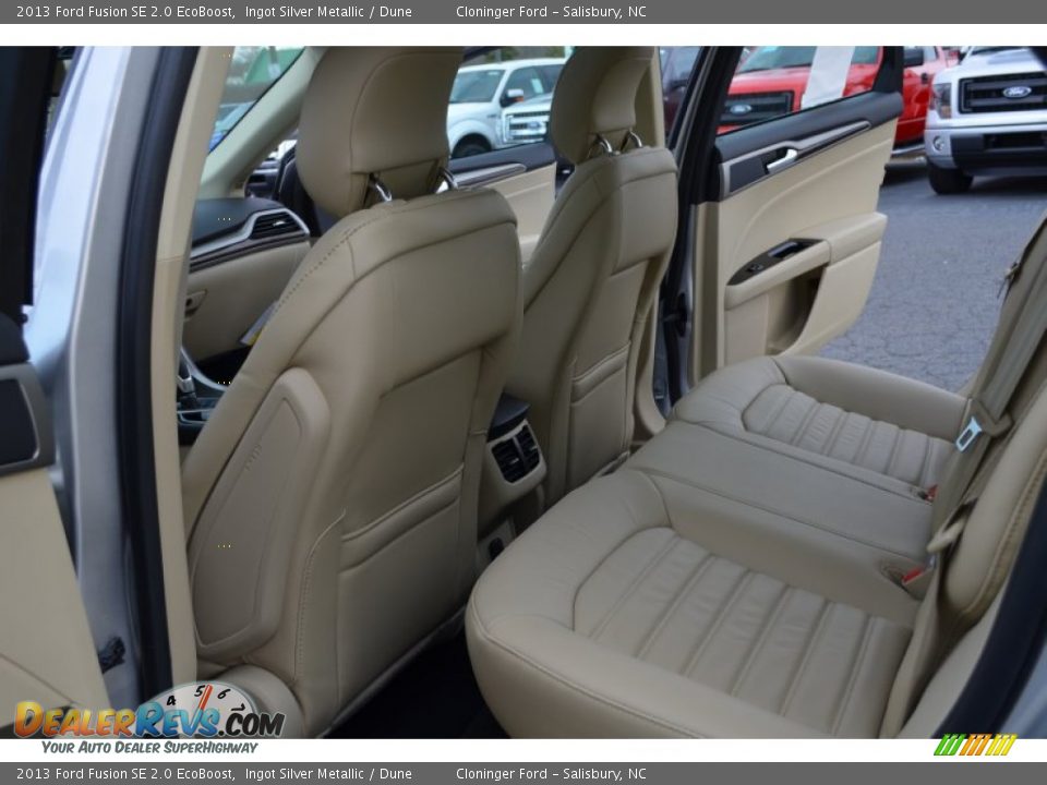 2013 Ford Fusion SE 2.0 EcoBoost Ingot Silver Metallic / Dune Photo #12