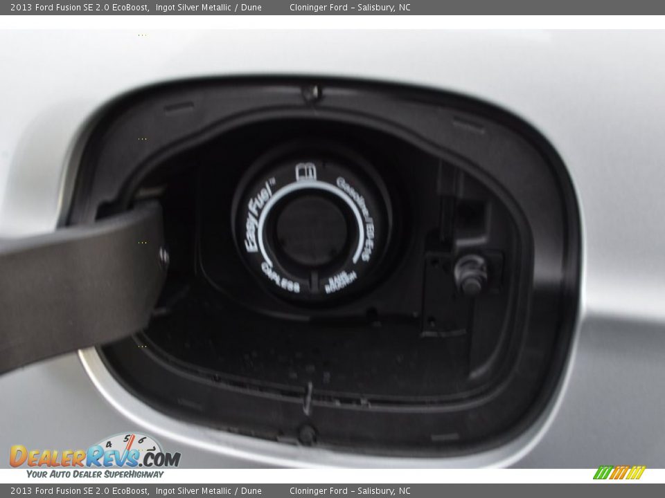 2013 Ford Fusion SE 2.0 EcoBoost Ingot Silver Metallic / Dune Photo #21