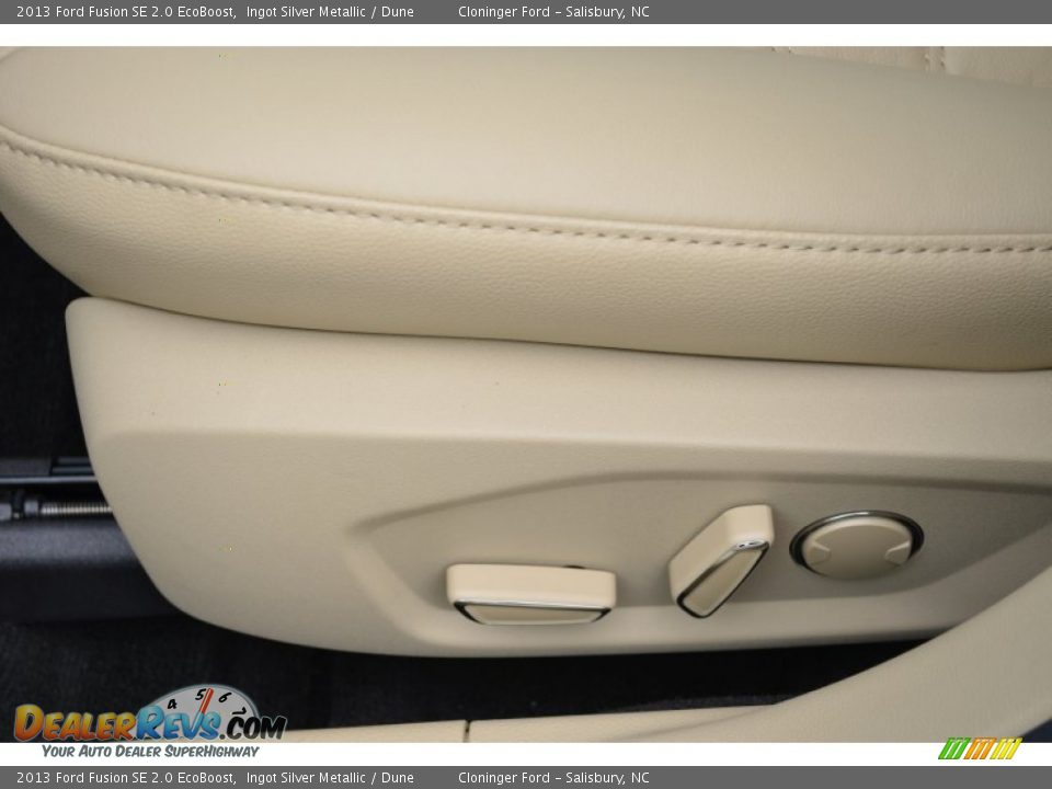 2013 Ford Fusion SE 2.0 EcoBoost Ingot Silver Metallic / Dune Photo #25
