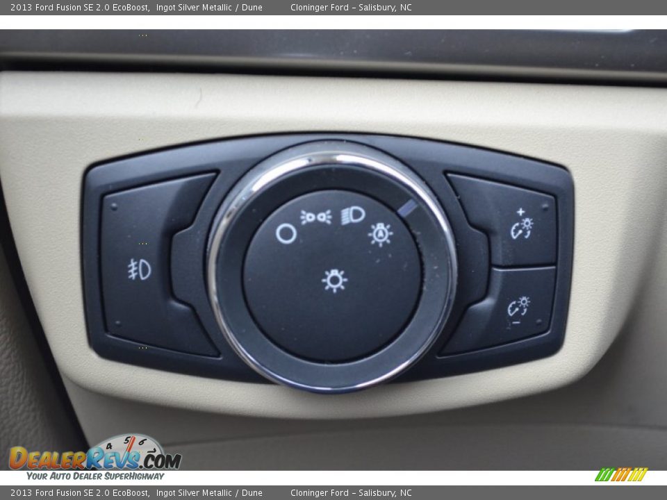 Controls of 2013 Ford Fusion SE 2.0 EcoBoost Photo #26
