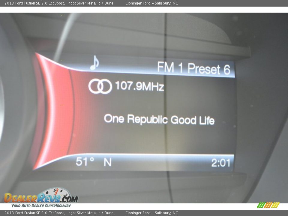 2013 Ford Fusion SE 2.0 EcoBoost Ingot Silver Metallic / Dune Photo #30