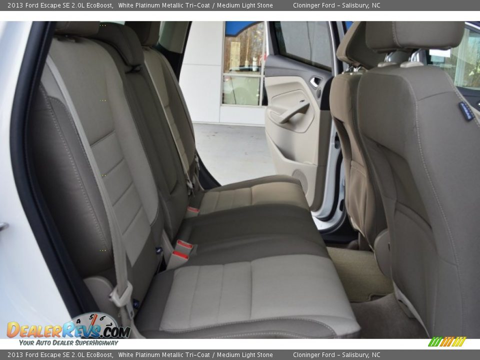2013 Ford Escape SE 2.0L EcoBoost White Platinum Metallic Tri-Coat / Medium Light Stone Photo #15