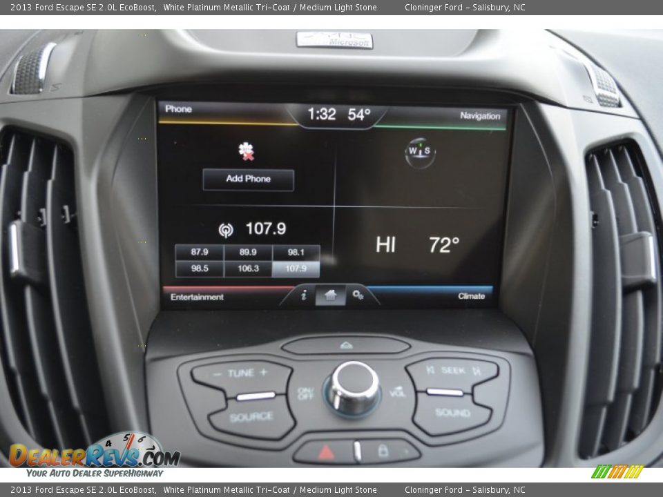 2013 Ford Escape SE 2.0L EcoBoost White Platinum Metallic Tri-Coat / Medium Light Stone Photo #32