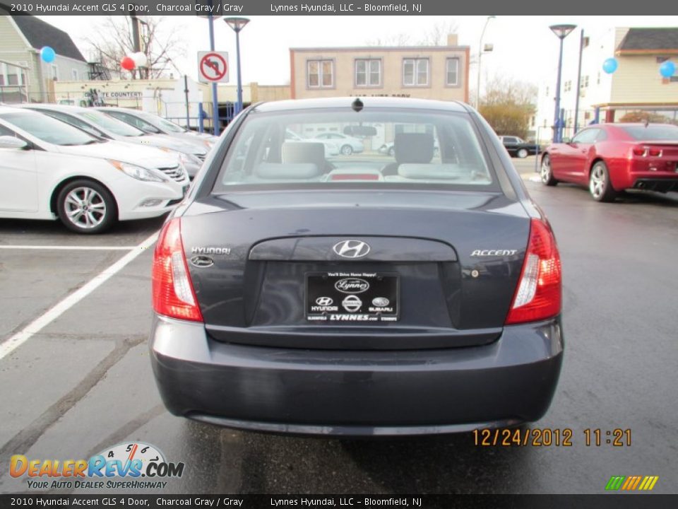 2010 Hyundai Accent GLS 4 Door Charcoal Gray / Gray Photo #4